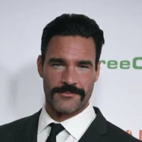 Чарльз Дера Charles Dera