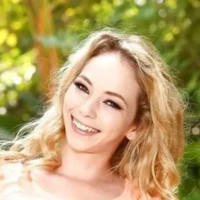 Энджел Смоллс Angel Smalls