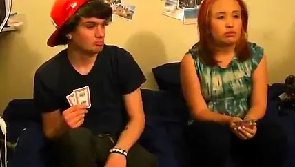 Вечеринка с азартными играми продолжилась классной групповушкой