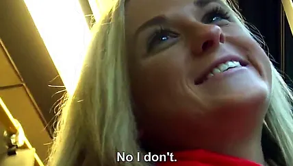 Пикапер снял белокурую сучку и кончил в вагину бляди после секса