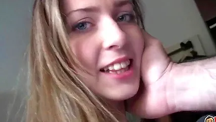 Зрелый волосатый мужик после куни поимел сероглазую сучку