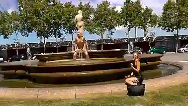 Публичный минет и бдсм секс порно для блондинки Liz Rainbow