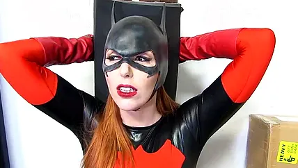 Порнуха супергероев с камшотом после траха красотки Lauren Phillips