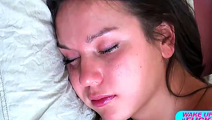 Натали Голд получила длинный фаллос ебаря в жопу и анальный оргазм