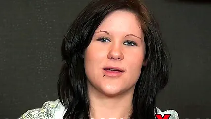 Молодая венгерка Alexandra на кинопробах хочет мощного секса