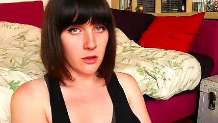 Реальный оргазм смазливого транса после мастурбации