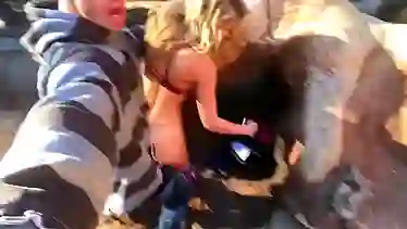 В лесу снимают любительское порно видео и стонут на всю чащу