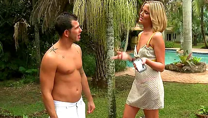 Накачанный работник заставил кончить худую мажорку