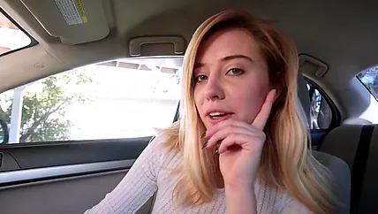 Студентка просит пониматься в порно